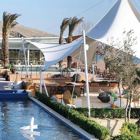 The Crescent Beach Hotel Баку Экстерьер фото