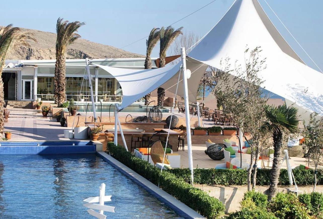 The Crescent Beach Hotel Баку Экстерьер фото