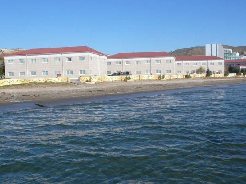 The Crescent Beach Hotel Баку Экстерьер фото