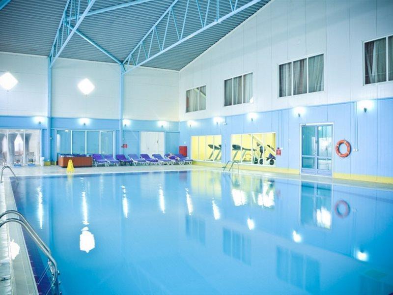 The Crescent Beach Hotel Баку Экстерьер фото