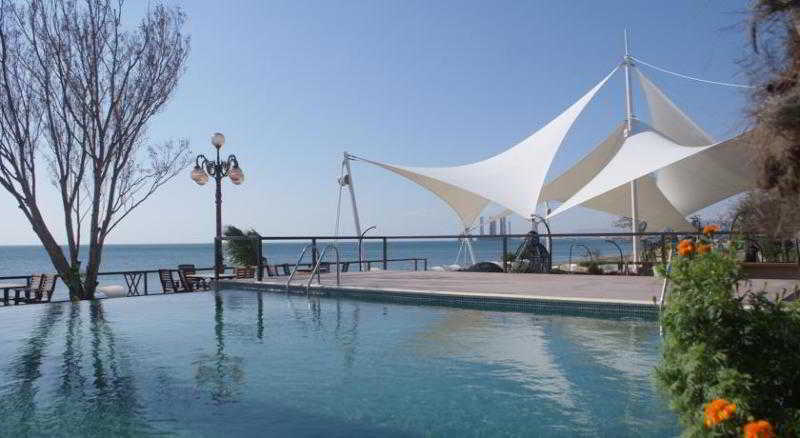 The Crescent Beach Hotel Баку Экстерьер фото